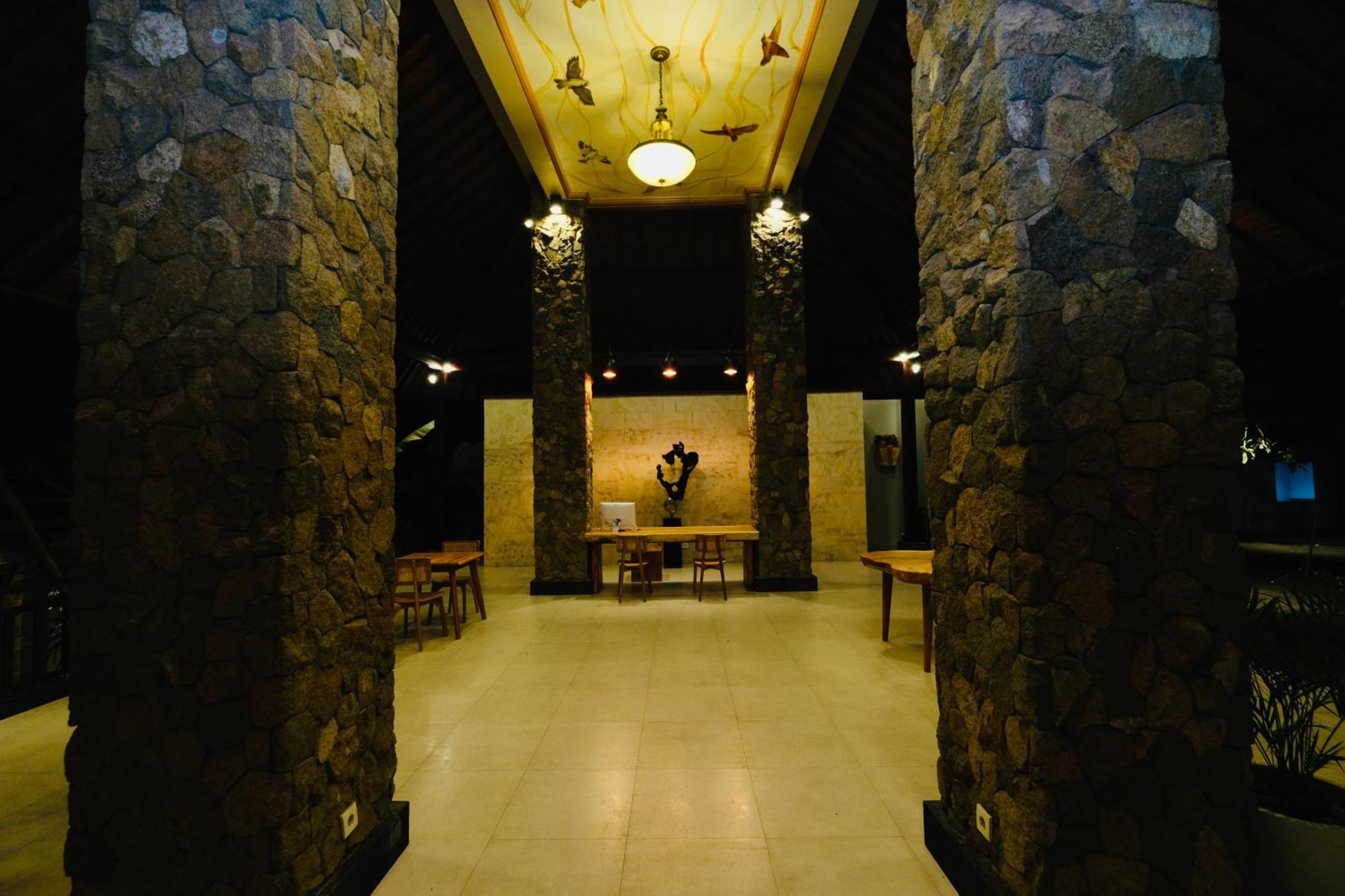 Wana Karsa The Villas Ubud Exterior photo