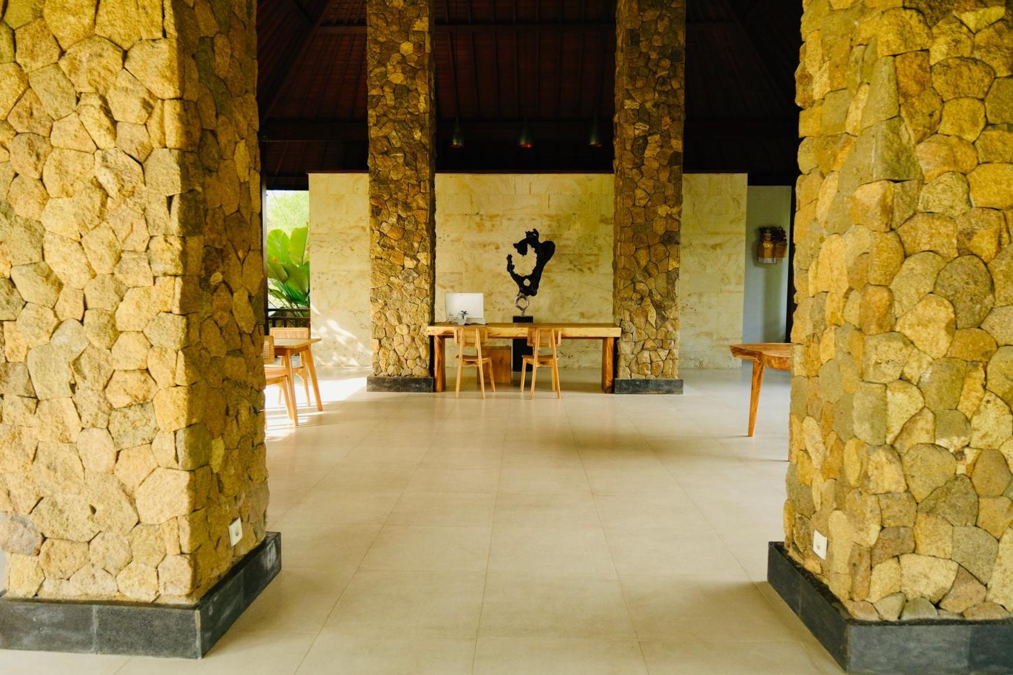 Wana Karsa The Villas Ubud Exterior photo